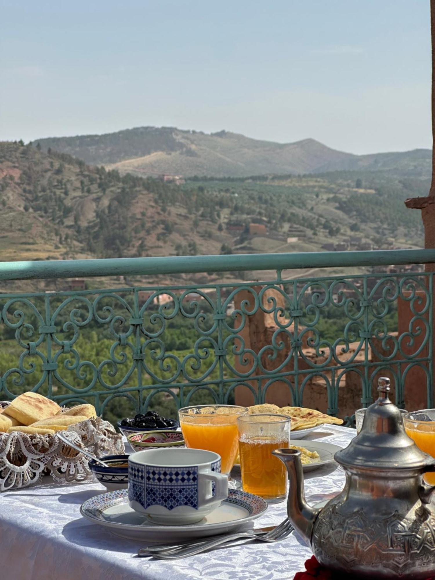 Riad Kasbah Omar Ourika Eksteriør billede